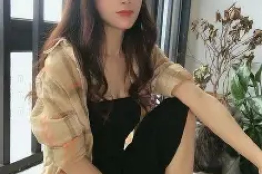 江疏影39岁凭“脚毛”上热搜背后藏着内娱对中年女星最大的傲慢